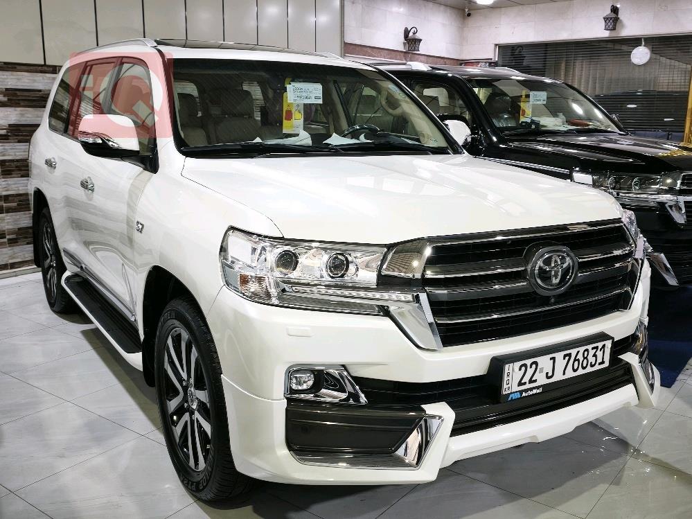 تويوتا لاندكروزر